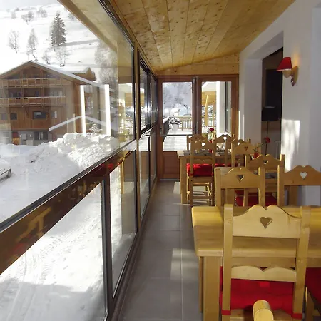 Hotel Valentin Pied Des Pistes-3