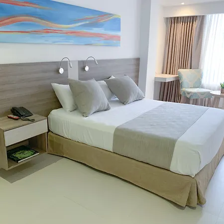 Hotel 1525 By Geh Suites-2