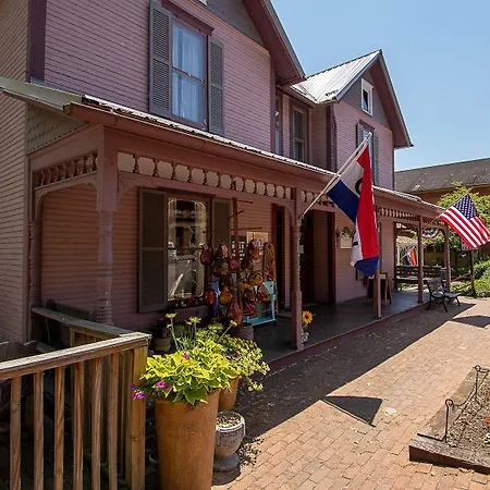 Country Squire Inn And Suites-3
