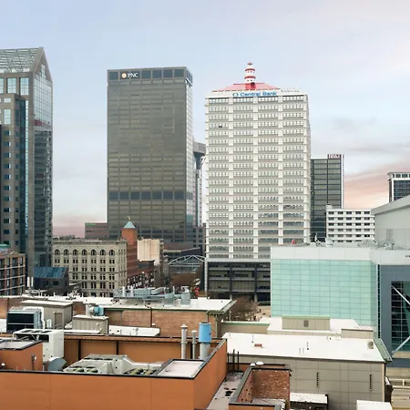 Moxy Louisville Downtown-2