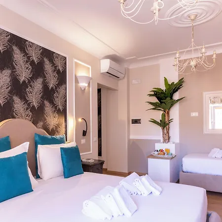 Trastevere Paper Suites-3