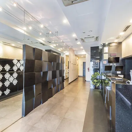 Hotel 81 Kovan-3