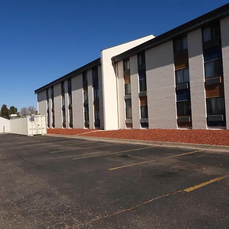 Super 8 By Wyndham Westminster Denver North-3