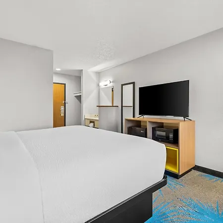 Days Inn By Wyndham Wall-3