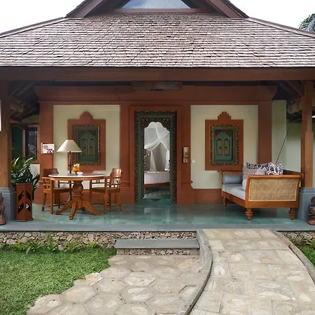 Tandjung Sari Hotel-2