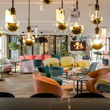 Motel One Rotterdam-3