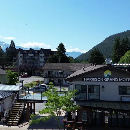 Harrison Grand Motel-2