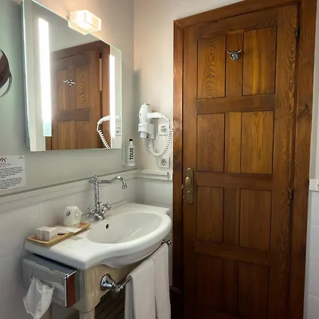 Hotel San Antonio el Real-3