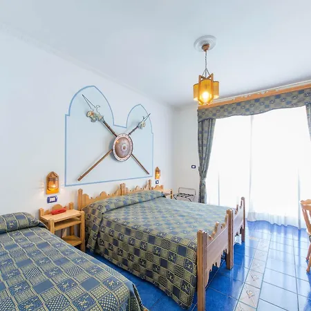 Riviera B&B Rooms & Apartment Sea-View-3