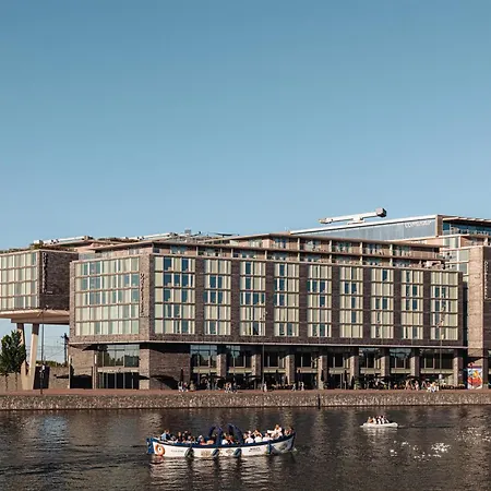 Doubletree By Hilton Amsterdam Centraal Station-2