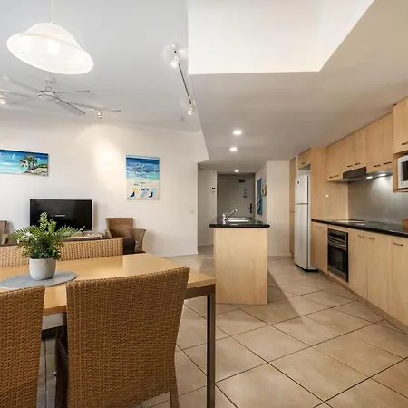 Rolling Surf Resort-2