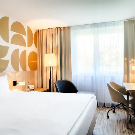 Welcome Hotel Paderborn-3