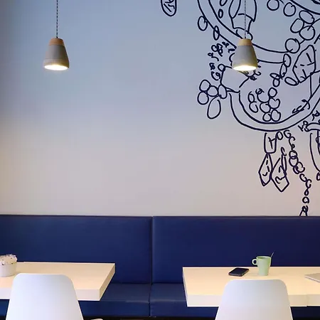 Ibis Budget Bilbao City-3