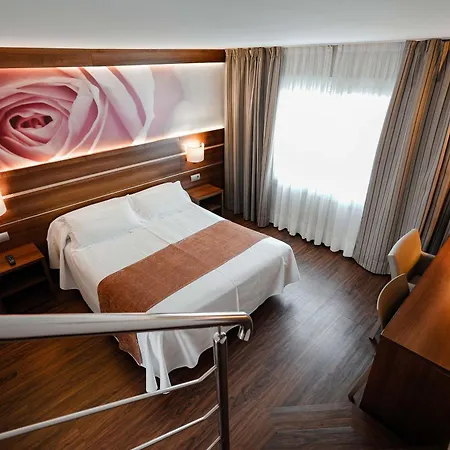 KAKTUS Hotel Volga-3