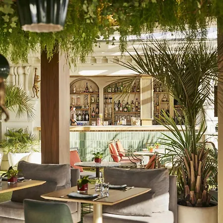 Hyatt Centric Gran Via Madrid-2