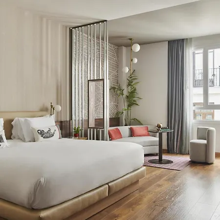 Hyatt Centric Gran Via Madrid-3