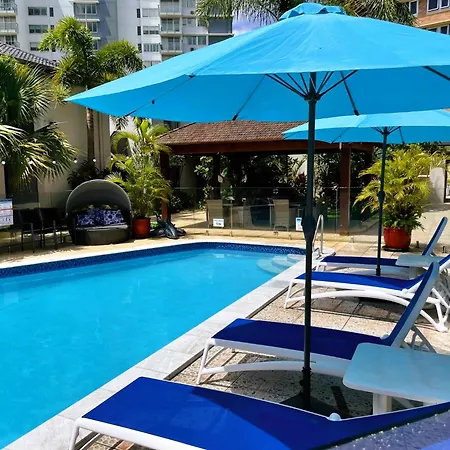 Burleigh Palms Holiday Apartments-3