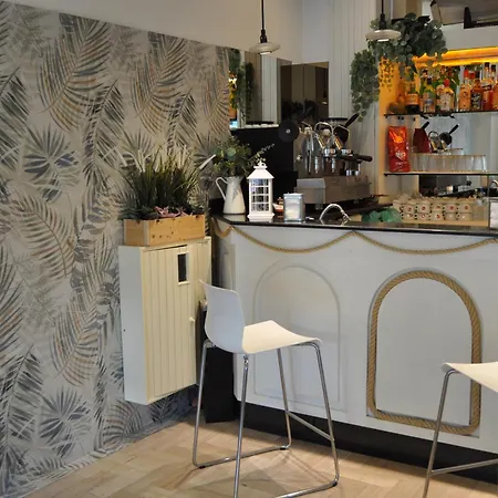 Hotel Susy - Bakery&Gluten Free - direttamente su viale Dante a due passi dal mare-2