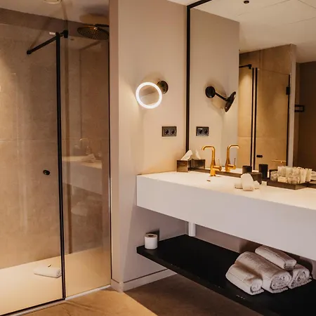 Hotel Le Sanglier Des Ardennes-3