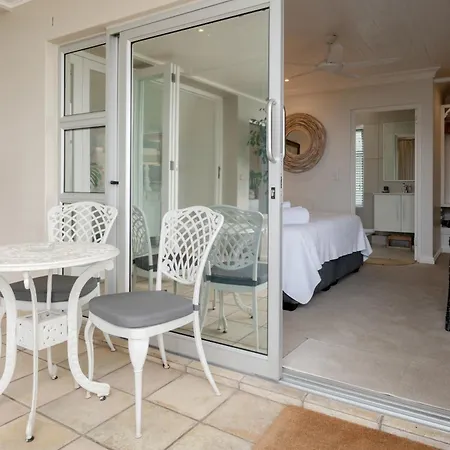 Ocean Watch Guest House-2