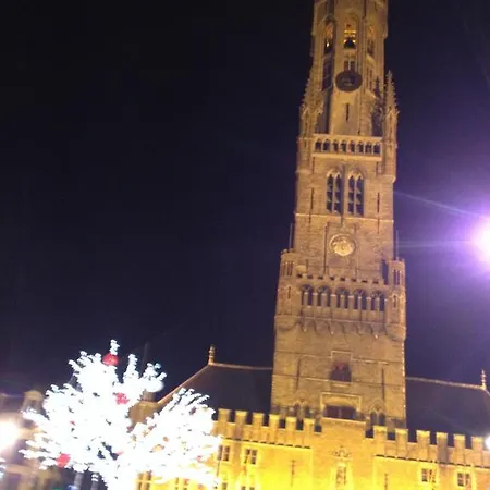 Bruges Grande Place Guesthouse-3