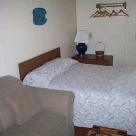 Moby Dick Motel-3