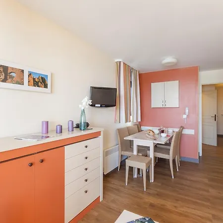 Apartment Francia II Cannes-2