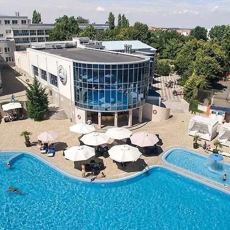 Grand-Marine Hotel & Spa-3