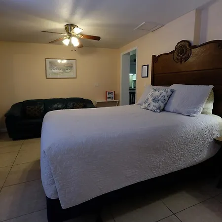 Seahorse Cottages - Adults Only-3