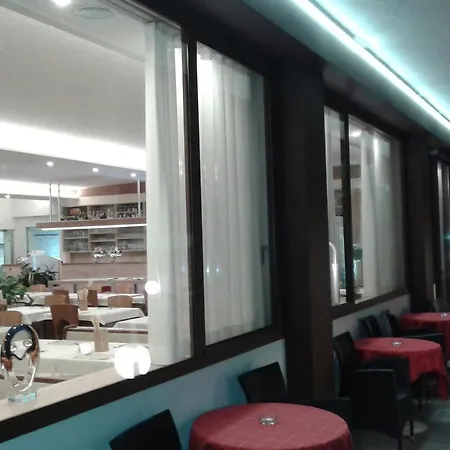 Hotel La Rondine-2