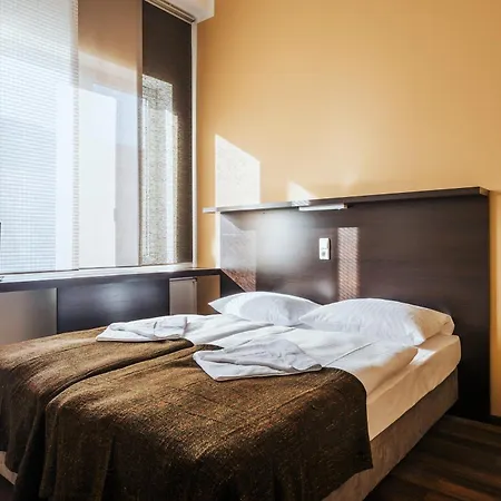 Apple City Hotel-3