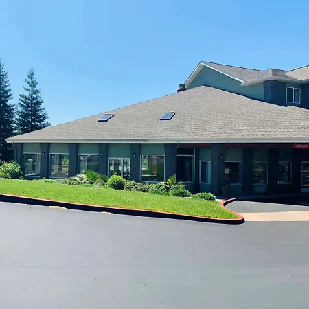 Surestay Plus Hotel By Best Western Redding-3
