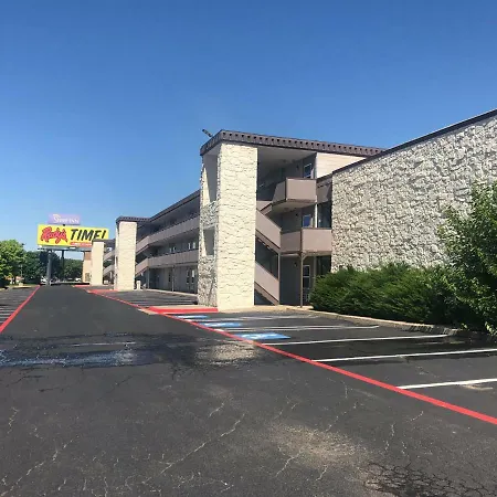 1Hotel-3