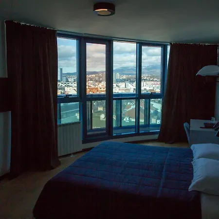 Hotel Blue-3