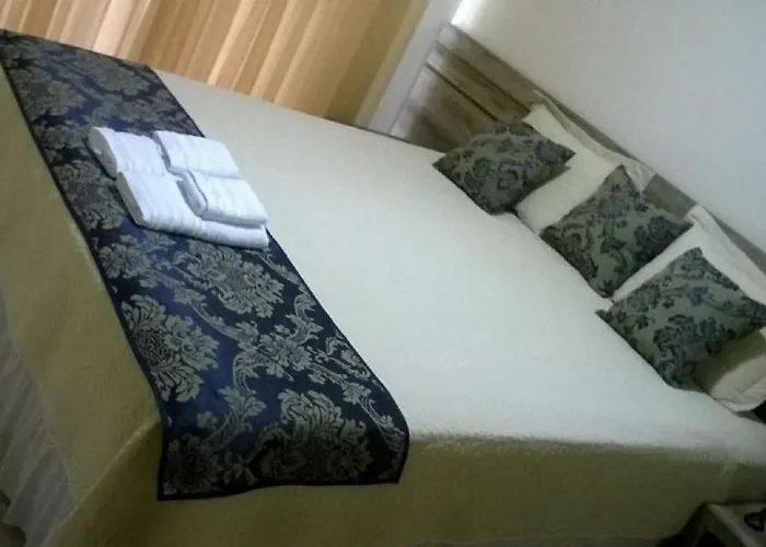 Open Hotel