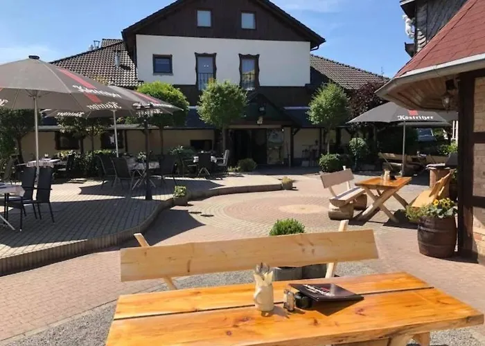 Toschis Station-Motel-Wirtshaus-An Der Autobahn-Bowling
