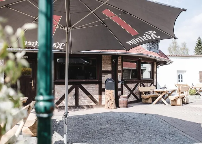 Toschis Station-Motel-Wirtshaus-An Der Autobahn-Bowling