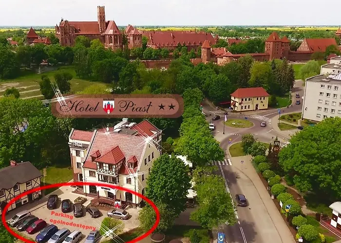 Hotel Piast Przy Zamku