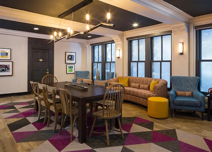 City Suites Hotel