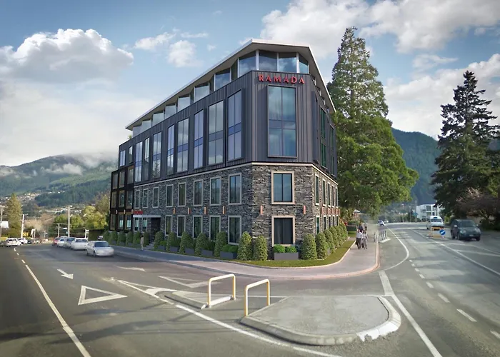 Ramada By Wyndham Queenstown Central