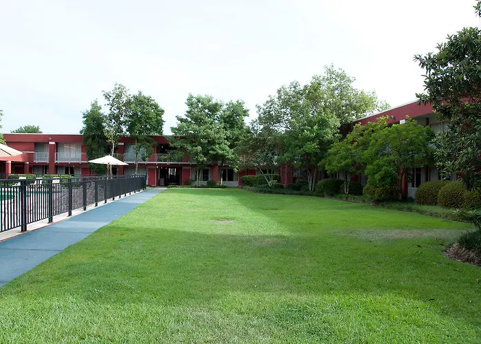 Magnuson Grand Hotel And Conference Center Hammond