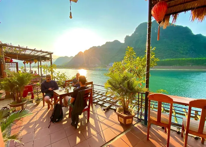 Phong Nha Coco Riverside