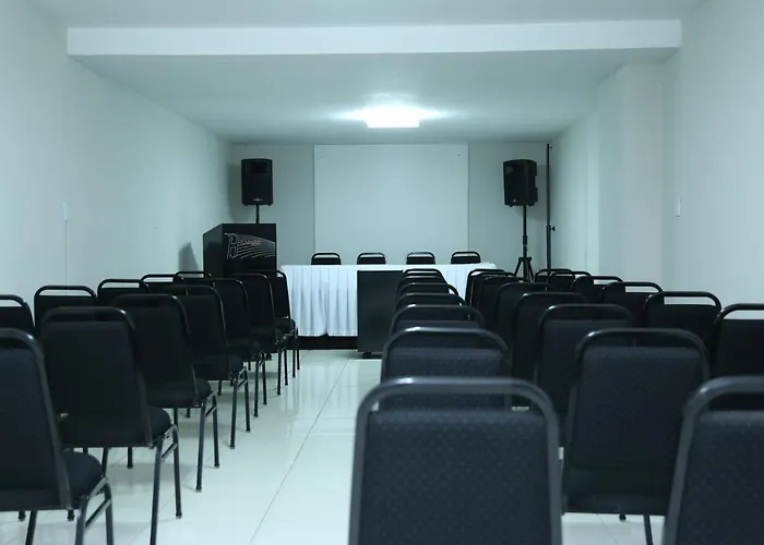 Avelan Plaza Hotel