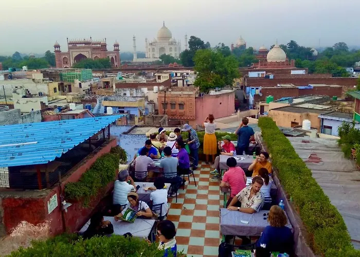 Saniya Palace