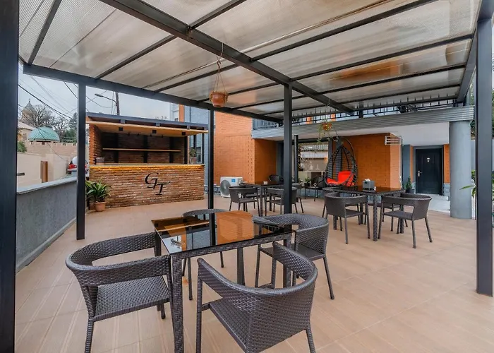 Hotel Green Town