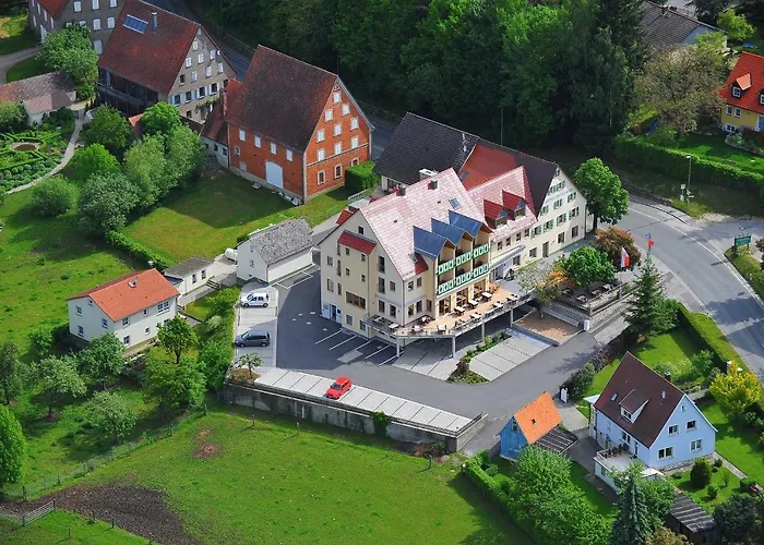Landhotel-Gasthof Gruener Baum