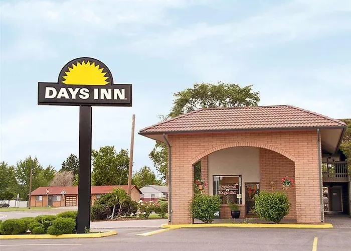 Days Inn By Wyndham Richland