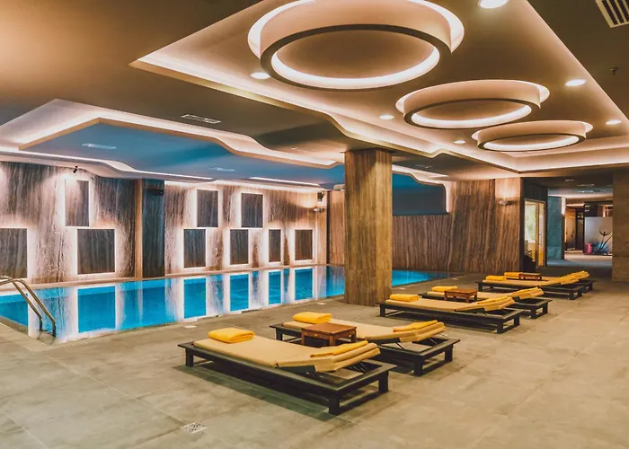 Emerald Hotel