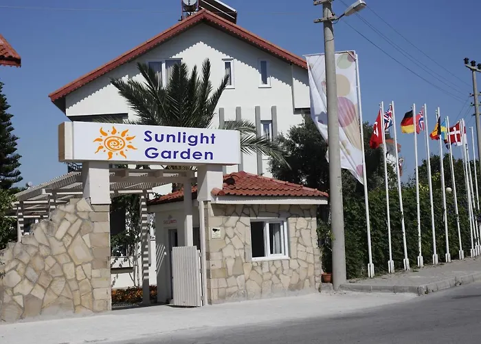 Sunlight Garden Hotel