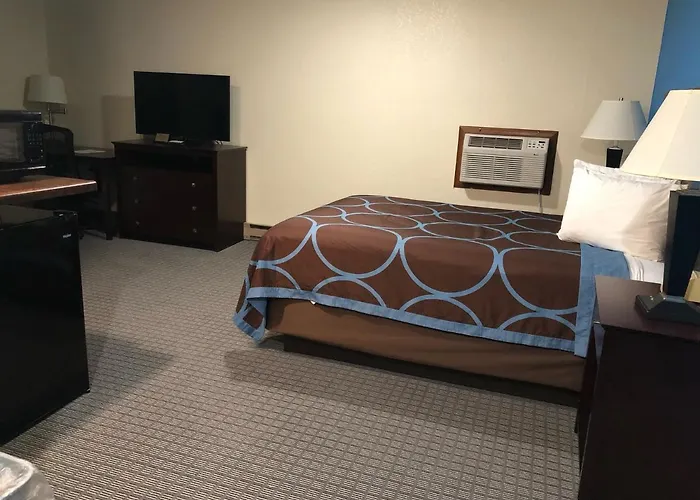 Amerivu Inn & Suites